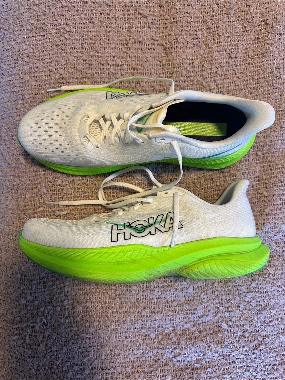 Hoka Mens Mach 6 Running Sneakers - White & Neon Green